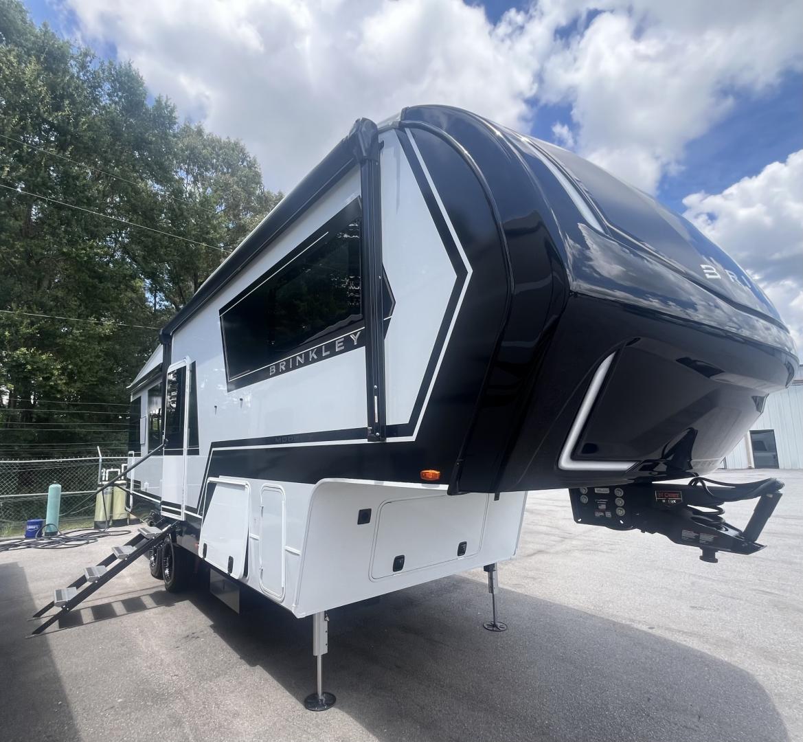 Brinkley Z 2680