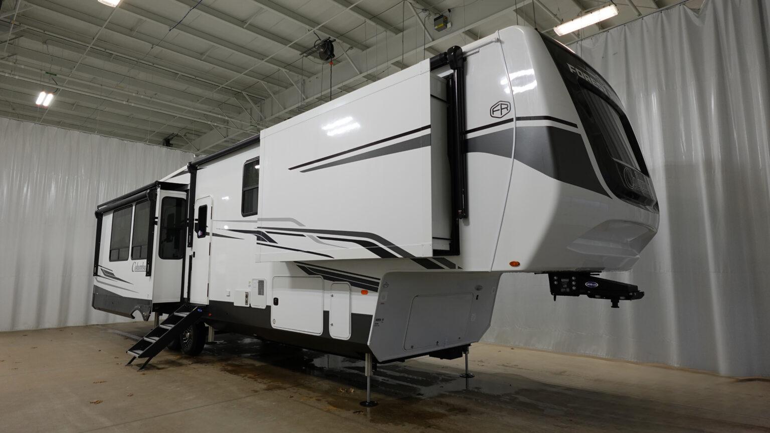 Columbus 379MBL